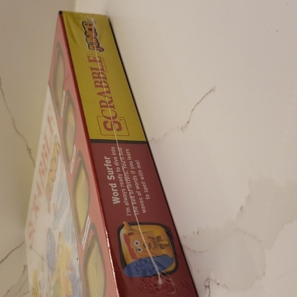 NEW Hasbro Gaming Scrabble Junior Crossword Game Ages 5+ 2-4 Players - Picture 6 of 7